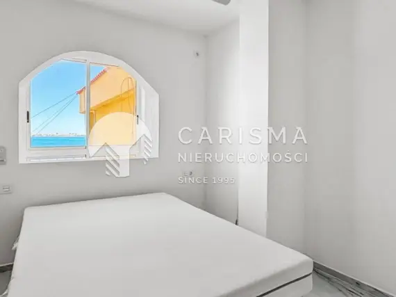(17) Odnowiony apartament z widokiem na morze 50 m od plaży Punta Prima Costa Blanca