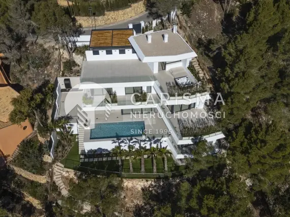 (70) Luksusowa willa z panoramicznym widokiem na morze i przybrzeżne miasteczka, Altea