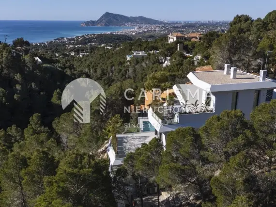 (73) Luksusowa willa z panoramicznym widokiem na morze i przybrzeżne miasteczka, Altea