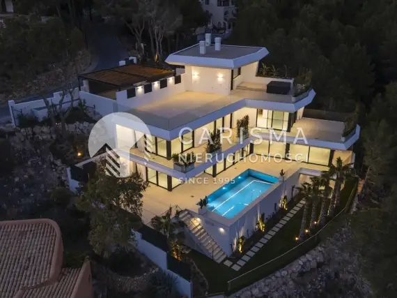 (79) Luksusowa willa z panoramicznym widokiem na morze i przybrzeżne miasteczka, Altea