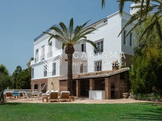 Hotel na sprzedaż w Fuengirola z widokiem na morze, SPA, basenem i działką 4000 m² 2