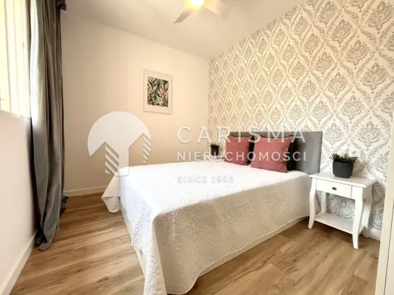 (9) Odnowiony dom szeregowy 3 sypialnie Playa Flamenca basen wspólny blisko plaży i usług
