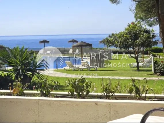 (4) Luksusowy apartament w pierwszej linii brzegowej, Estapona, Costa del Sol