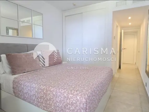 (7) Luksusowy apartament w pierwszej linii brzegowej, Estapona, Costa del Sol