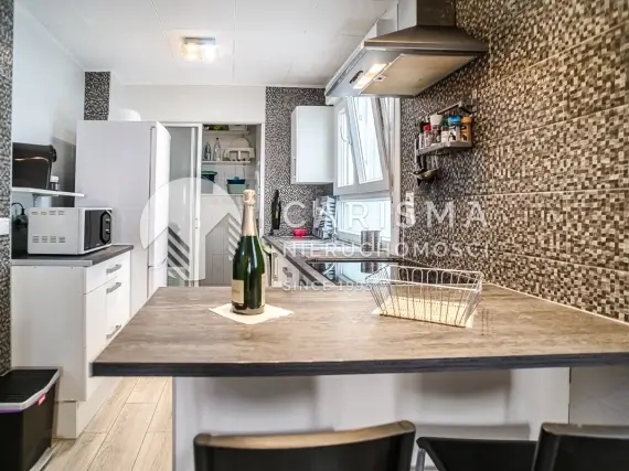 (6) Wyremontowany apartament blisko morza w Torrevieja z tarasem i bocznym widokiem na morze