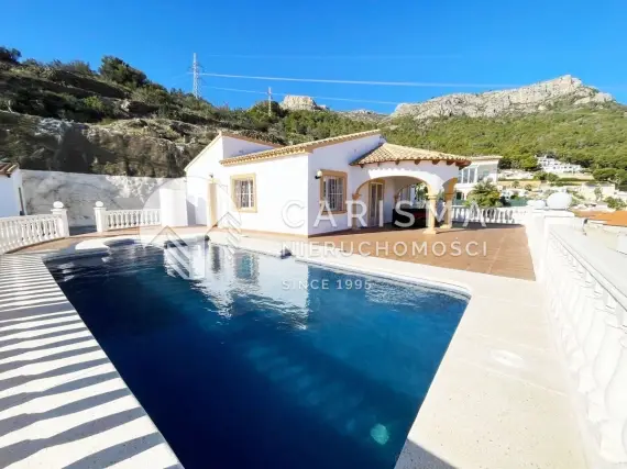 Willa na sprzedaż w Calpe (Cucarres) – panoramiczny widok na morze i góry 2