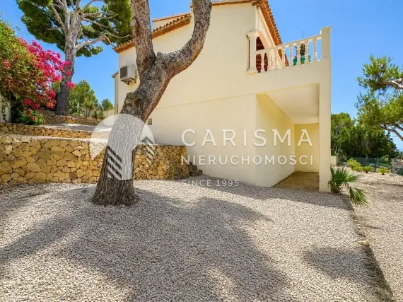 (35) Willa z panoramicznym widokiem na morze i góry, prywatnym basenem oraz 5 sypialniami – Altea