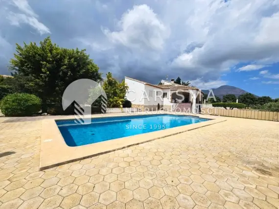 Wyjątkowa Posiadłość z Dwiema Niezależnymi Willami – Styl Śródziemnomorski i Ibiza 1