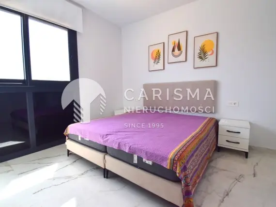 (10) Apartament na sprzedaż w Los Altos | Taras, basen, garaż podziemny, osiedle zamknięte, 2022