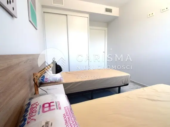 (16) Apartament na sprzedaż w Los Altos | Taras, basen, garaż podziemny, osiedle zamknięte, 2022