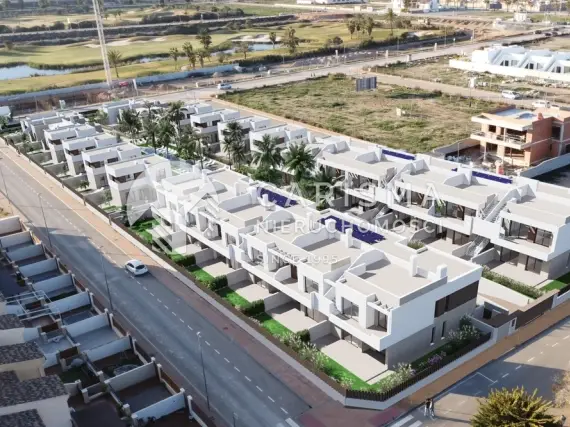 (51) Nowoczesne apartamenty i wille przy polach golfowych Los Alcázares, Costa Cálida – blisko plaży