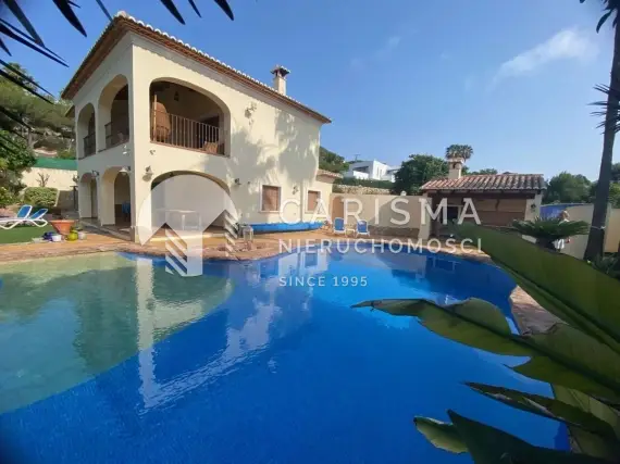 Luksusowa willa z podgrzewanym basenem i widokiem na morze – Moraira 1