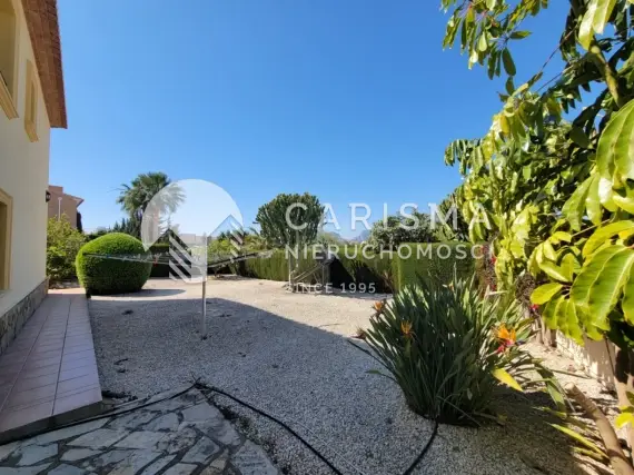 (44) Urocza willa w pobliżu wszelkich dogodności w Calpe