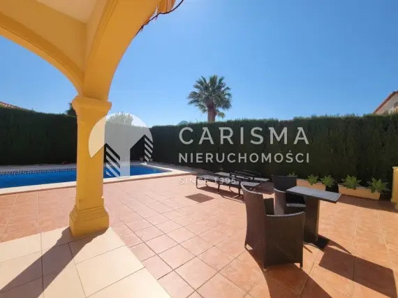(61) Urocza willa w pobliżu wszelkich dogodności w Calpe