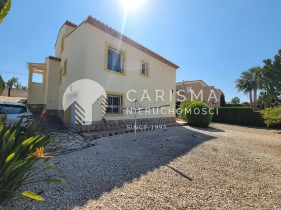 (62) Urocza willa w pobliżu wszelkich dogodności w Calpe