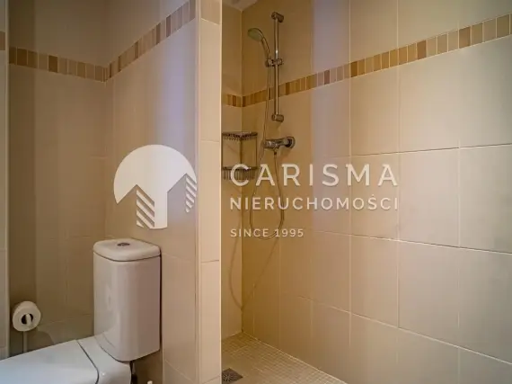 (14) Apartament z tarasem i widokiem na góry w Montemar, Benissa – baseny, garaż i komórka