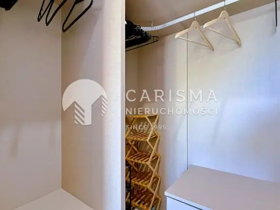 (22) Nowoczesny penthouse 72 m² z tarasem dachowym 68 m², tarasem i parkingiem podziemnym