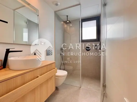 (15) Nowoczesny apartament 2 sypialnie Las Colinas Golf z balkonem, garażem i basenem