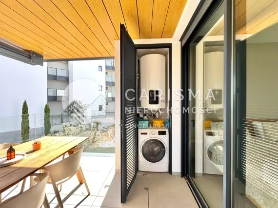 (30) Nowoczesny apartament 2 sypialnie Las Colinas Golf z balkonem, garażem i basenem