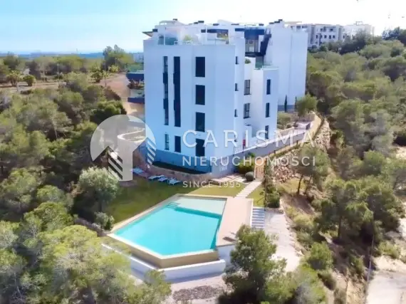 (39) Nowoczesny apartament 2 sypialnie Las Colinas Golf z balkonem, garażem i basenem