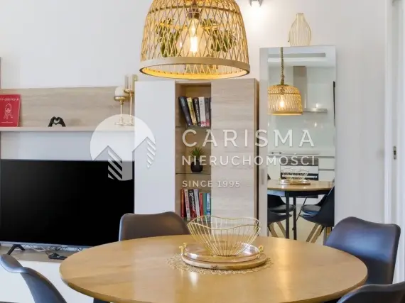 (4) Nowoczesny apartament w Orihuela Costa z tarasem, basenem i wyposażeniem, La Zenia