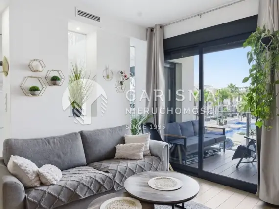 (6) Nowoczesny apartament w Orihuela Costa z tarasem, basenem i wyposażeniem, La Zenia