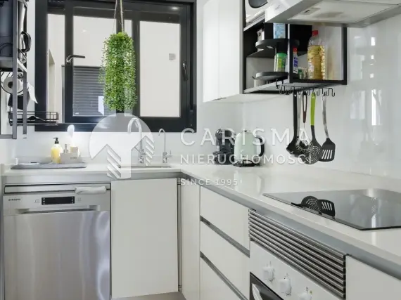 (10) Nowoczesny apartament w Orihuela Costa z tarasem, basenem i wyposażeniem, La Zenia