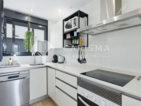 (11) Nowoczesny apartament w Orihuela Costa z tarasem, basenem i wyposażeniem, La Zenia