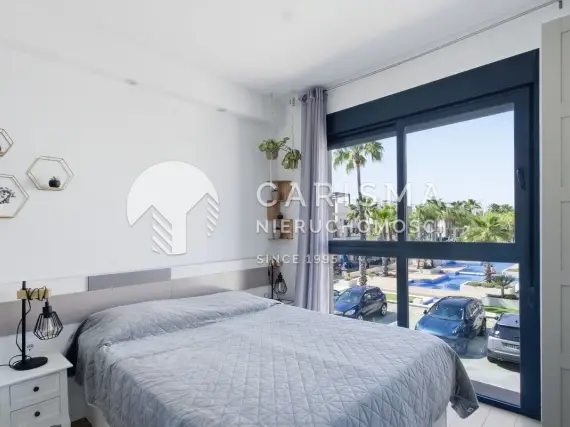 (13) Nowoczesny apartament w Orihuela Costa z tarasem, basenem i wyposażeniem, La Zenia