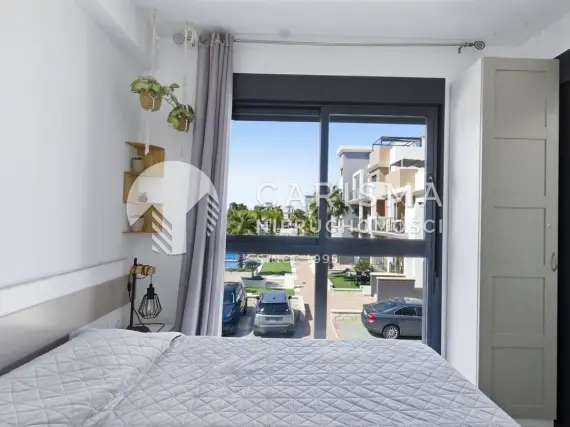 (14) Nowoczesny apartament w Orihuela Costa z tarasem, basenem i wyposażeniem, La Zenia