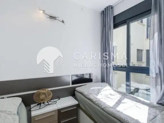 (29) Nowoczesny apartament w Orihuela Costa z tarasem, basenem i wyposażeniem, La Zenia