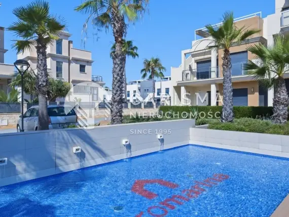 (37) Nowoczesny apartament w Orihuela Costa z tarasem, basenem i wyposażeniem, La Zenia