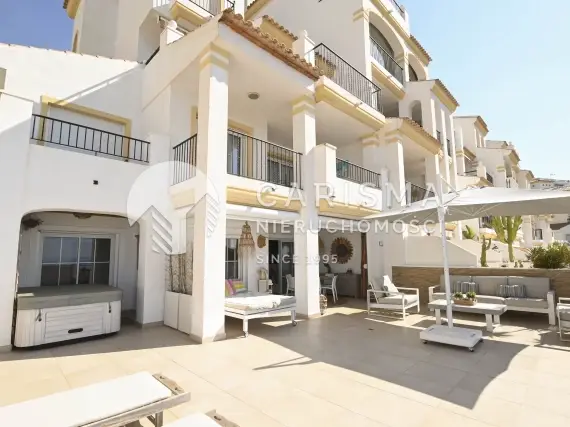 (22) Odremontowany apartament z panoramicznym widokiem na morze – Mascarat, Altea