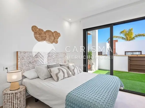 (22) Apartamenty w Los Alcázares z widokiem na morze i pole golfowe