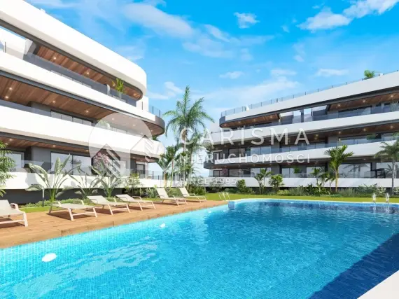 Apartamenty przy Serena Golf z widokiem na morze, tarasami i ogrodami w Los Alcázares 2