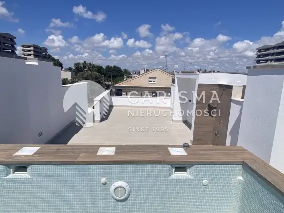 (23) Nowe bungalowy w San Pedro del Pinatar z prywatnym basenem, ogrodem i blisko plaży