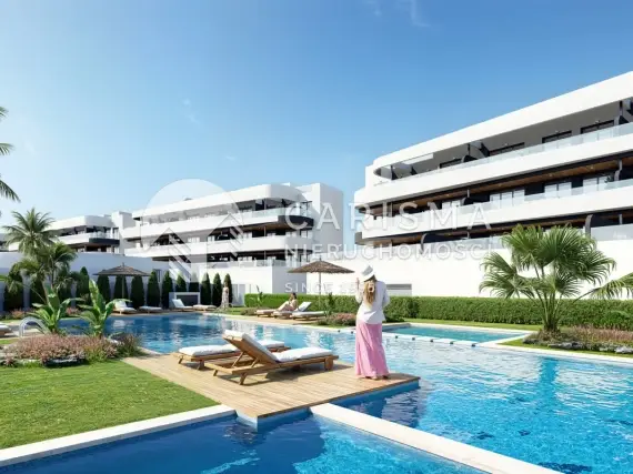 (4) Apartamenty przy Serena Golf z widokiem na morze, ogrodami i tarasami w Los Alcázares