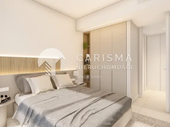 (16) Apartamenty przy polu golfowym blisko morza i Los Alcázares – baseny, SPA i siłownia w Hiszpanii