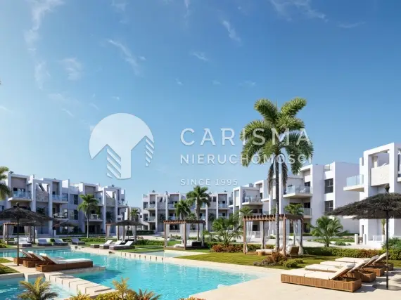 (31) Apartamenty przy polu golfowym blisko morza i Los Alcázares – baseny, SPA i siłownia w Hiszpanii