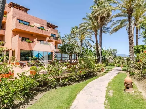 (5) Luksusowy apartament w 5* hotelu, w pierwszej linii brzegowej, Estepona, Costa del Sol