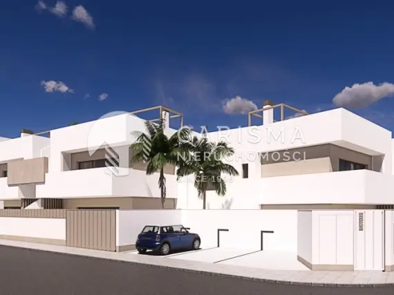 Nowe bungalowy z basenem i tarasem dachowym w Pilar de la Horadada na Costa Blanca, Alicante 1