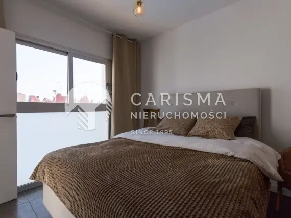 (24) Nowoczesny townhouse z basenem i tarasem dachowym w Aguas Nuevas, Torrevieja