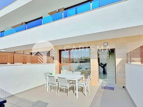 (4) Nowoczesny bliźniak 3 sypialnie z ogrodem i tarasem dachowym w Los Balcones, Torrevieja