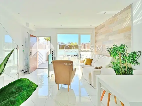 (9) Nowoczesny bliźniak 3 sypialnie z ogrodem i tarasem dachowym w Los Balcones, Torrevieja