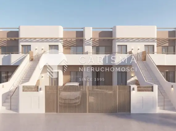 Nowe maisonette w Pilar de la Horadada z prywatnym basenem i ogrodem lub tarasem dachowym 1