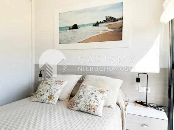 (23) Nowoczesny bungalow na ostatnim piętrze w Orihuela Costa z prywatnym tarasem dachowym
