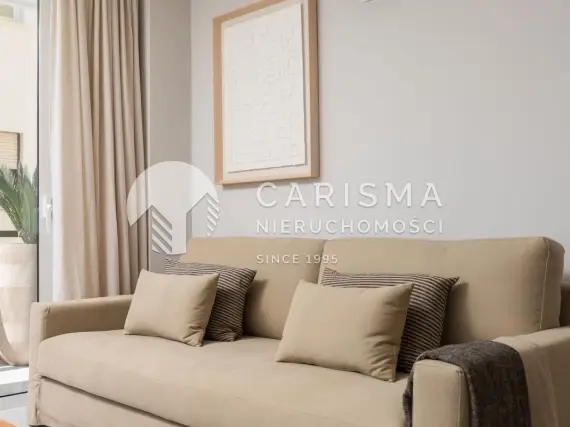 (18) Apartament z widokiem na morze, przy plaży i promenadzie, w Esteponie
