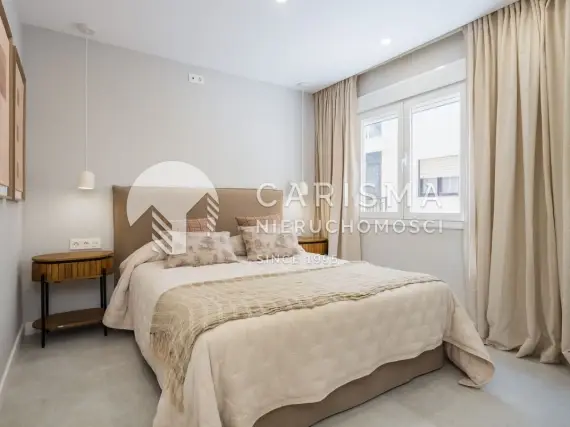 (26) Apartament z widokiem na morze, przy plaży i promenadzie, w Esteponie