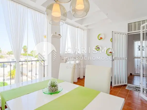 Penthouse w La Ciñuelica, Punta Prima z prywatnym tarasem dachowym i jacuzzi 2
