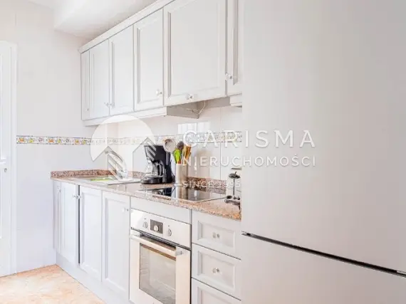 (16) Penthouse w La Ciñuelica, Punta Prima z prywatnym tarasem dachowym i jacuzzi